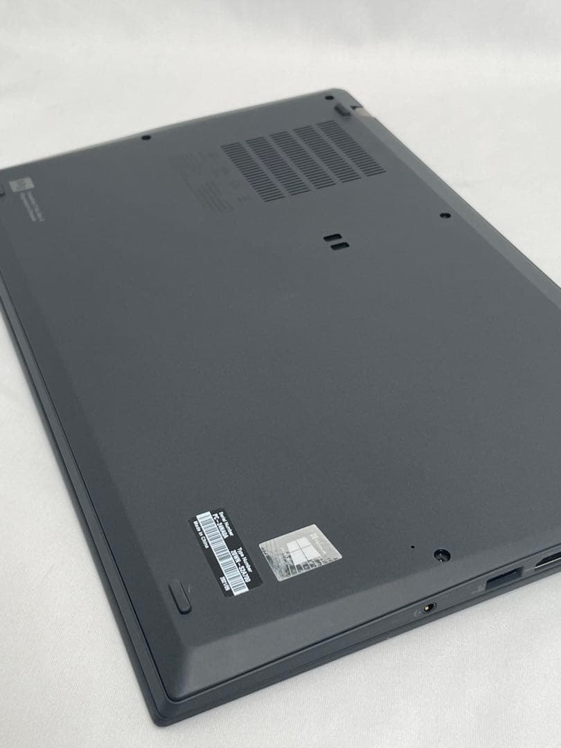 ThinkPad T14s gen2 i5-1145G7 16GB だめ￼4k