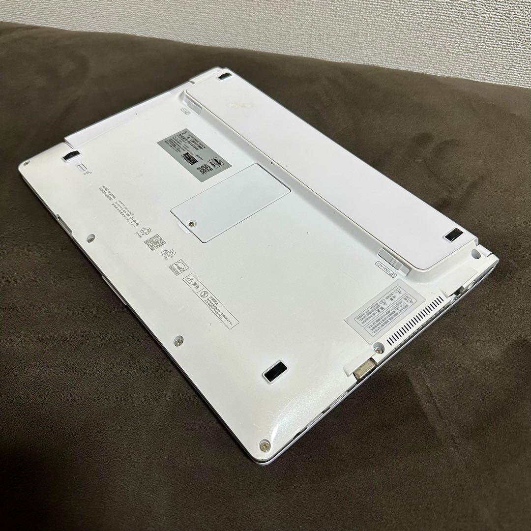 その他ノートPC本体 Fujitsu LIFEBOOK SH75/W
