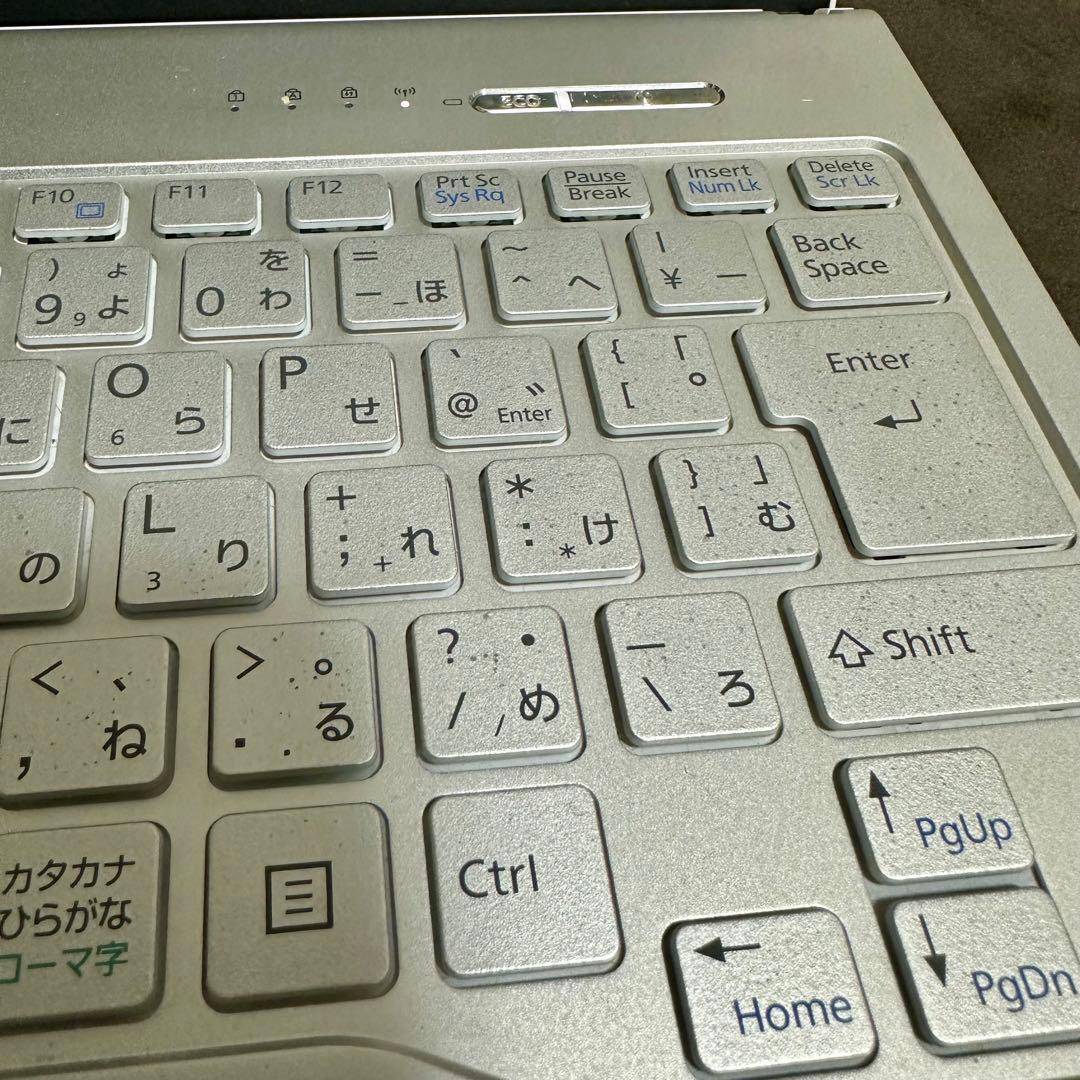 その他ノートPC本体 Fujitsu LIFEBOOK SH75/W