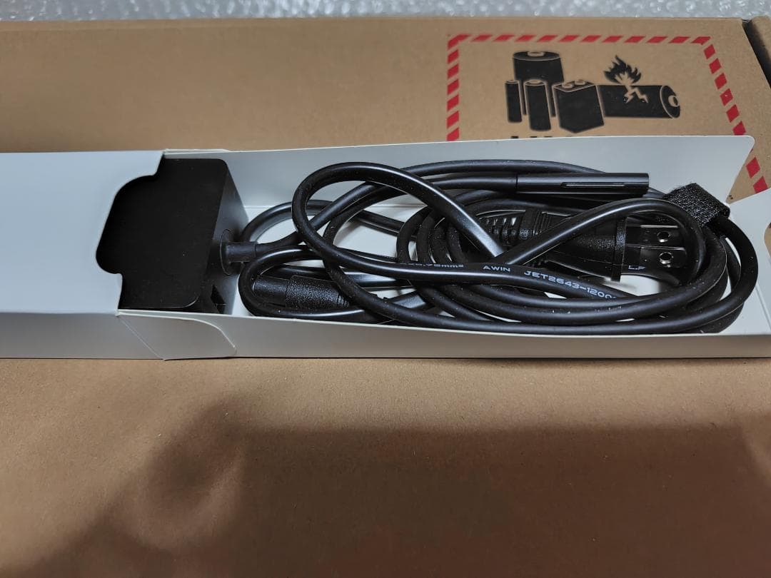 surface laptop studio 32GB 3050ti　　整備品戻り