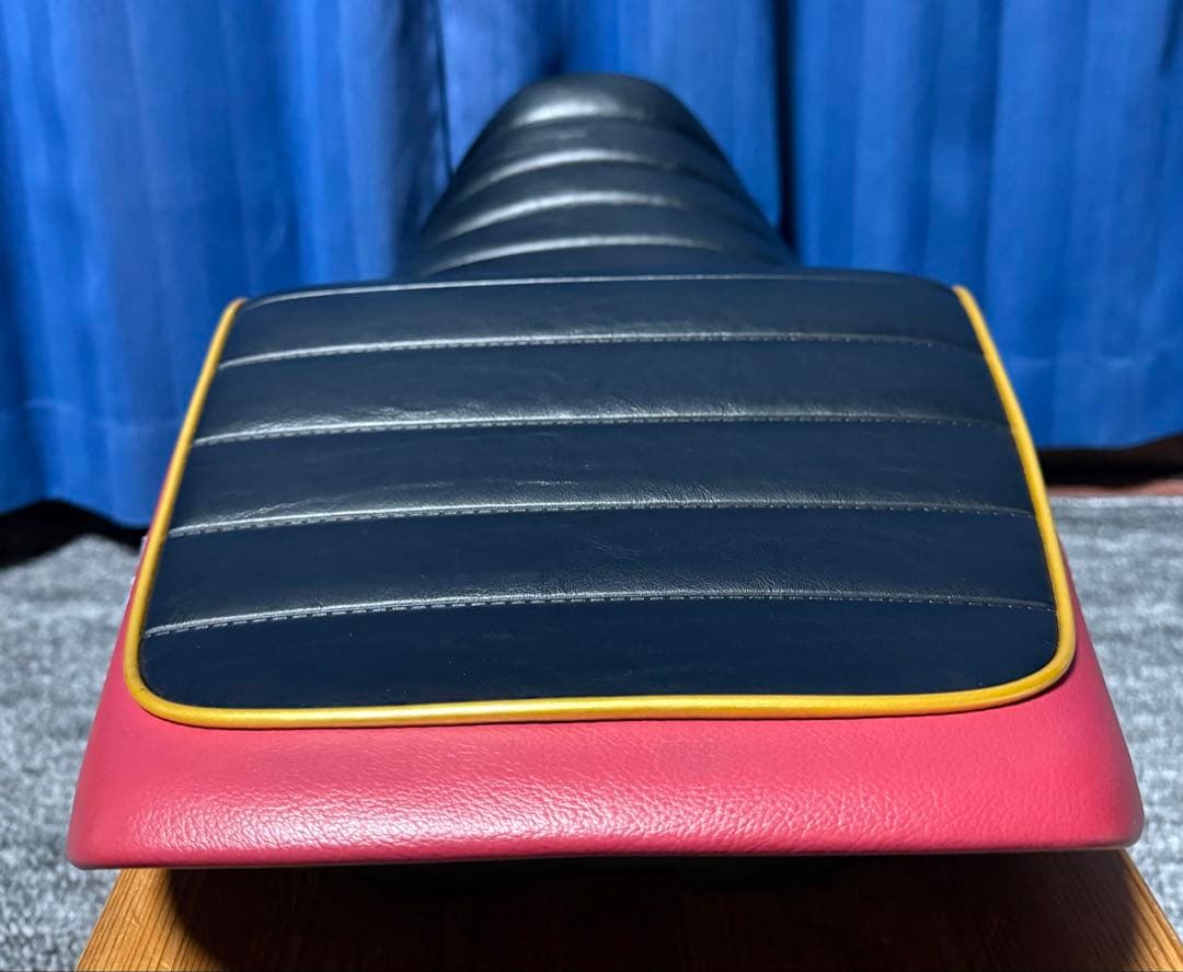 美品 ホンダ CB1300SF SC54 純正ベース 張り替え カスタムシート