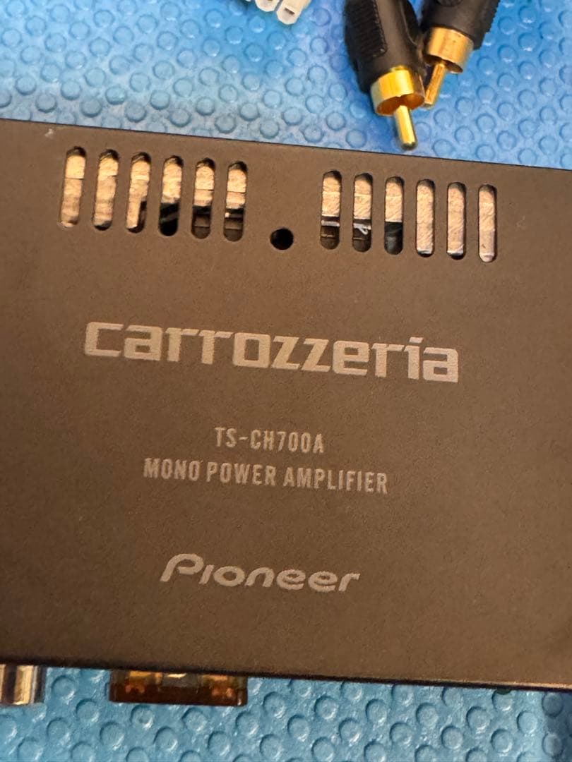 カロッツェリアセンタースピーカーパワーアンプ TS-CH700A