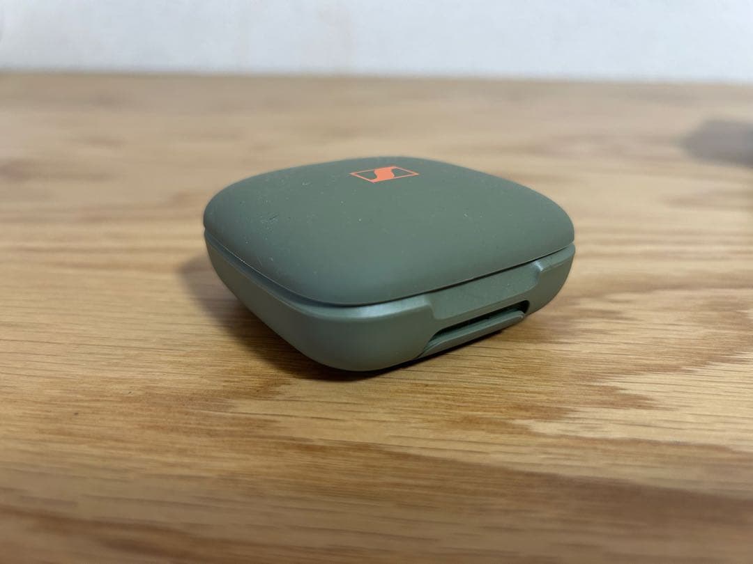 Sennheiser Momentum Sport ワイヤレスイヤホン