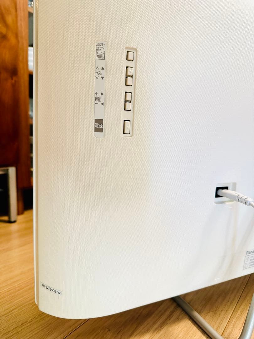 Panasonic ネット動画対応液晶テレビ　TH-32ES500-W