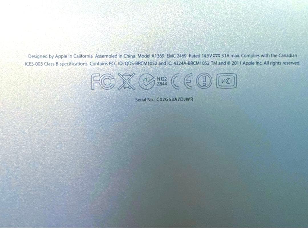 MacBook Air (モデル A1369) core i7