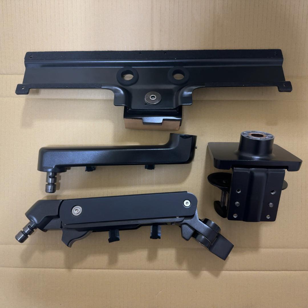 Wacom Cintiq Pro 24/32 専用 エルゴトロン製アーム