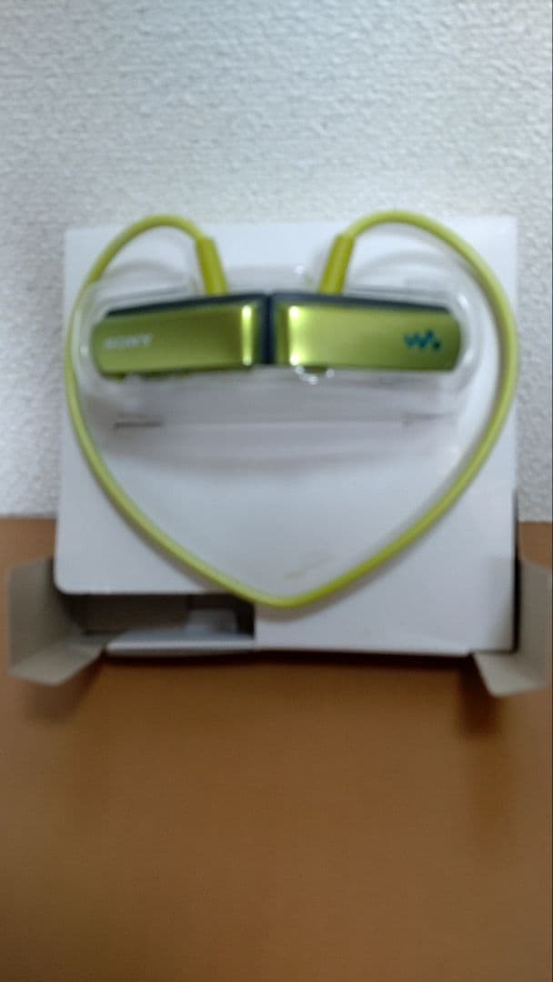 SONY ウォークマン Wシリーズ 4GB ヘッドホン一体型NWD-W253/G