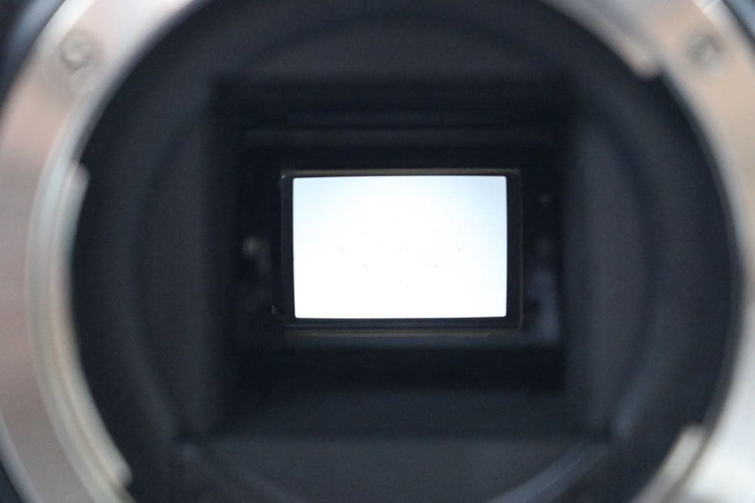 【Canon EOS Kiss X10 ダブルレンズセット】 Wi-Fi搭載