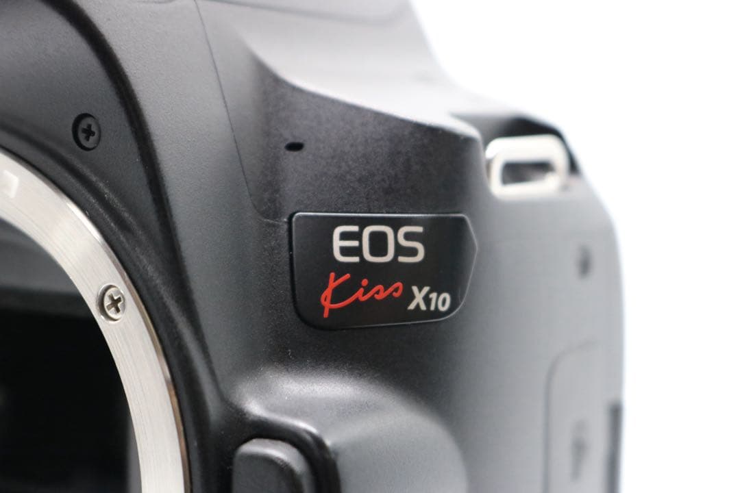 【Canon EOS Kiss X10 ダブルレンズセット】 Wi-Fi搭載