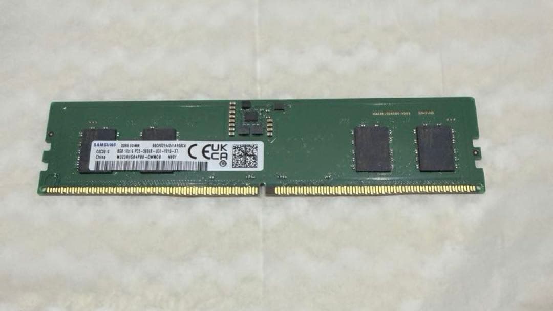 サムスン　デスクトップメモリ　PC5-5600 8GB