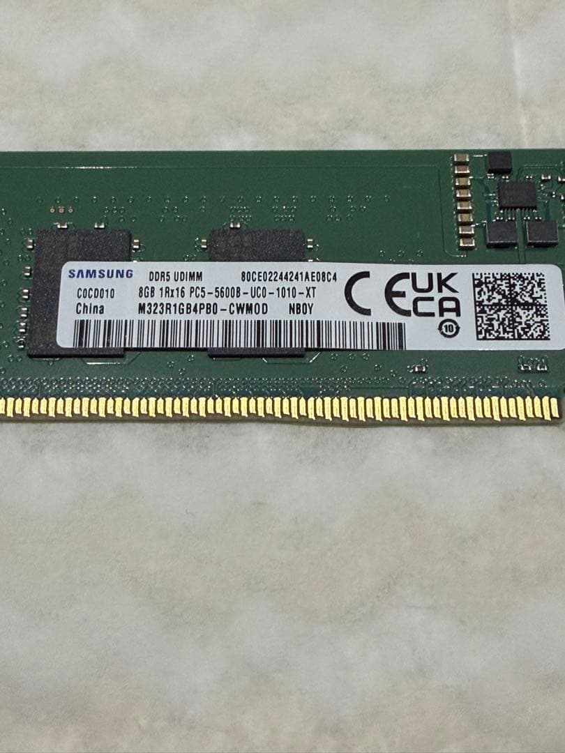 サムスン　デスクトップメモリ　PC5-5600 8GB