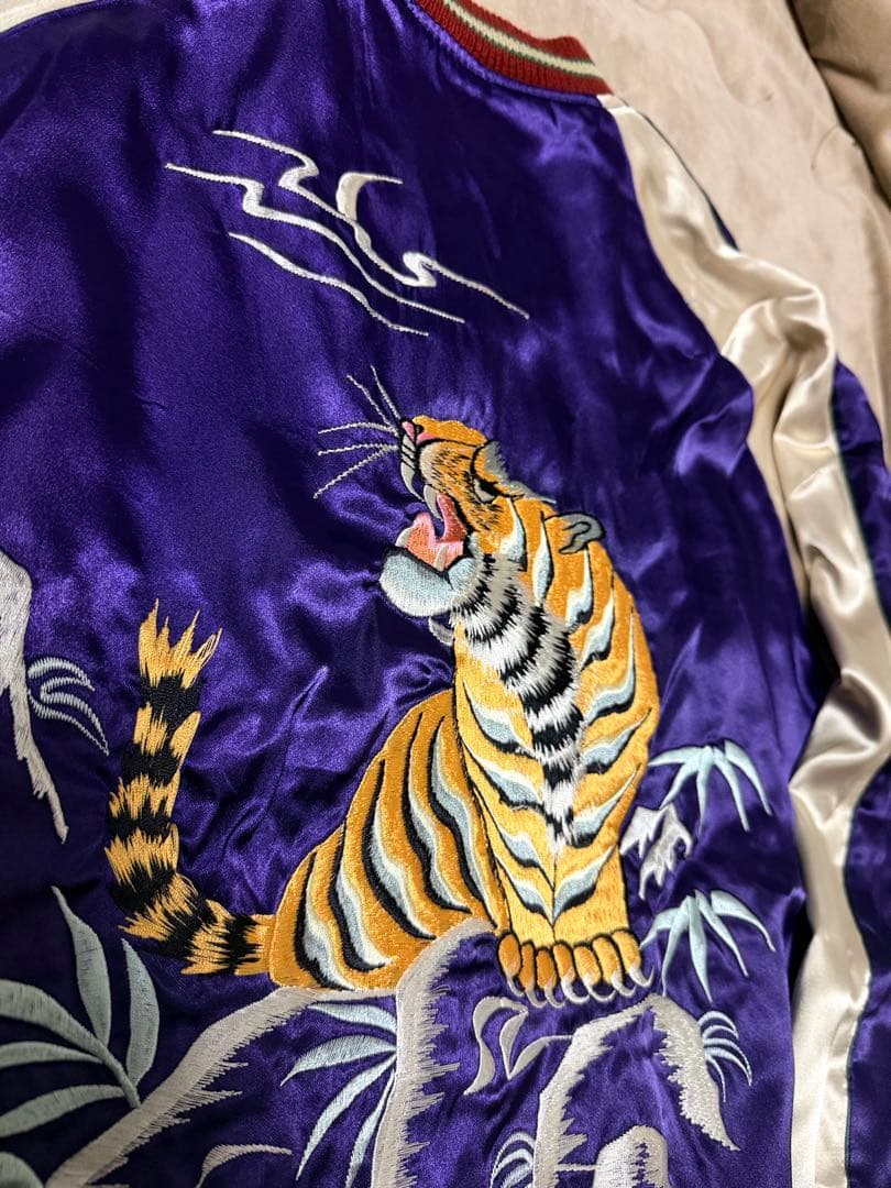 美品 テーラー東洋 ２面用 虎鷲　日本限定 スカジャン vintage サテン