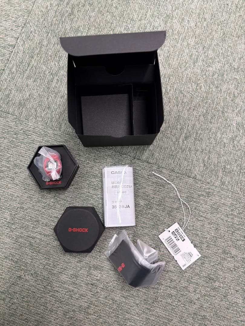 CASIO G-SHOCK nano DWN-5600-4JR レッド 赤