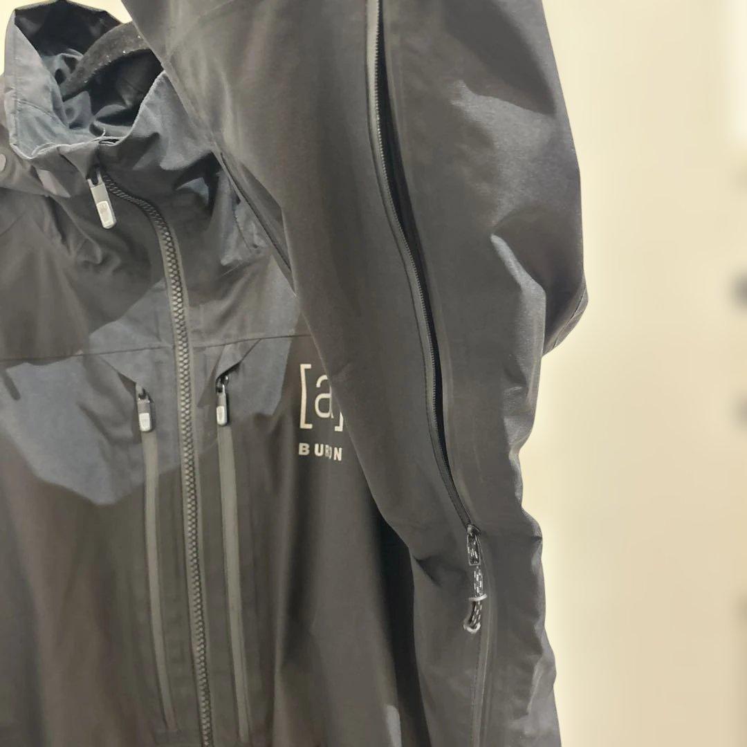 Burton [ak] スノーボードジャケット 黒 ブラック XL