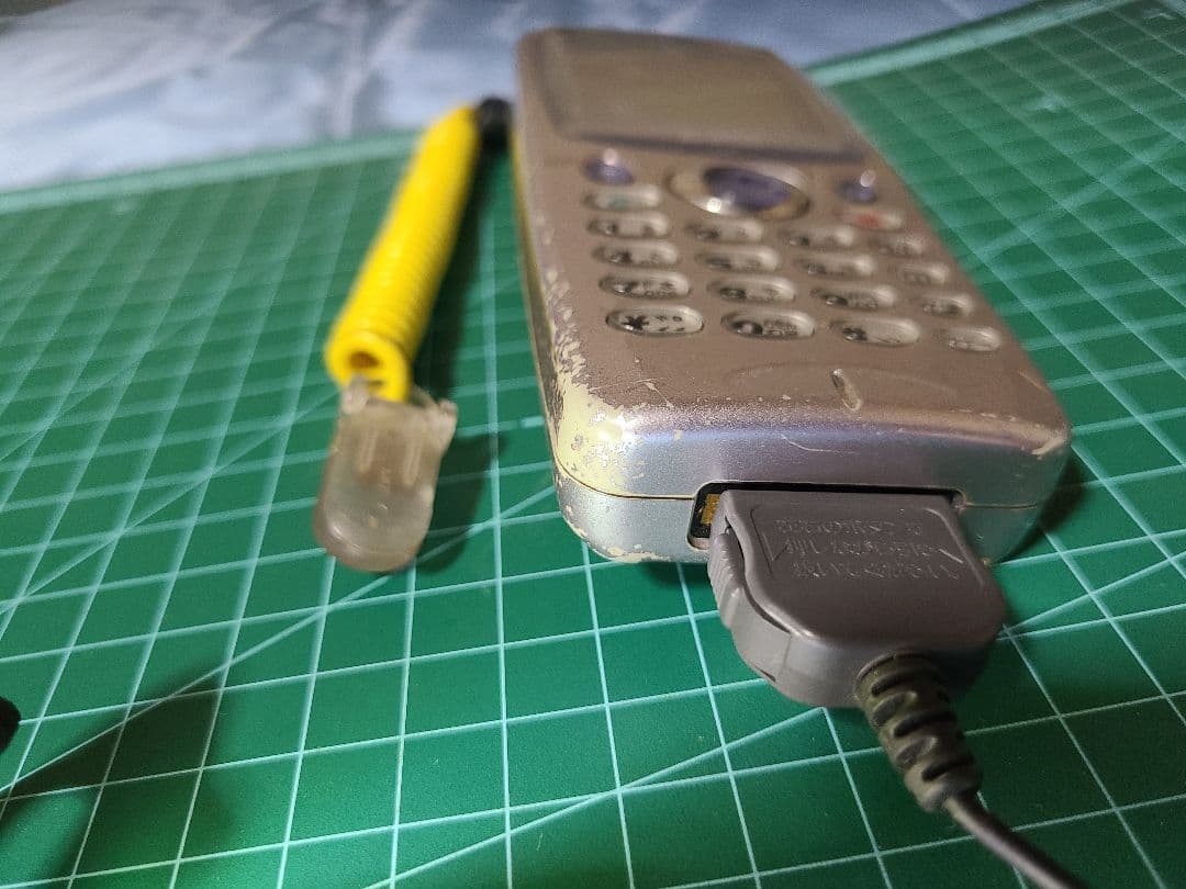 NTTDoKoMo　ドコモ　　　　　　　　　　　モバイルゲット「PAT」希少携帯