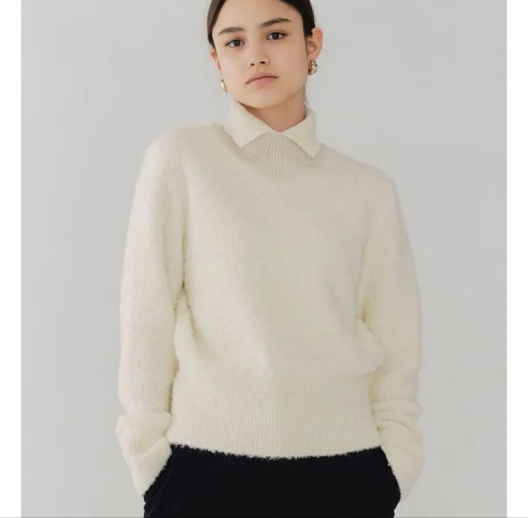 新品　ヨリ　shirocon グロスモヘアタートルニット　36