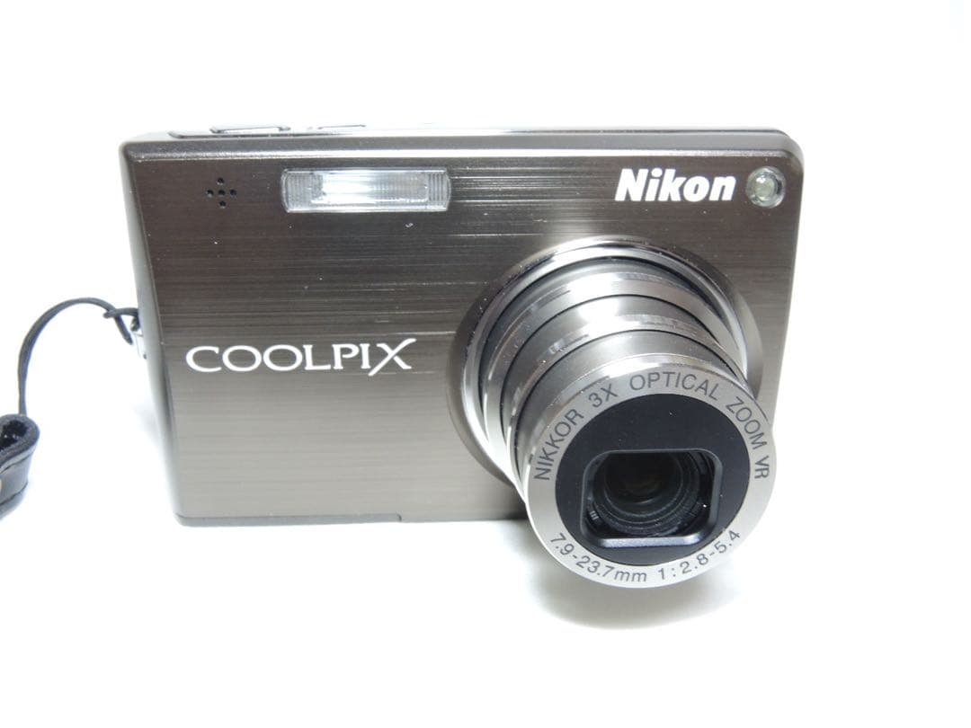 ニコンNikon COOLPIX S700 アーバンブラック専用ケース付き 美品