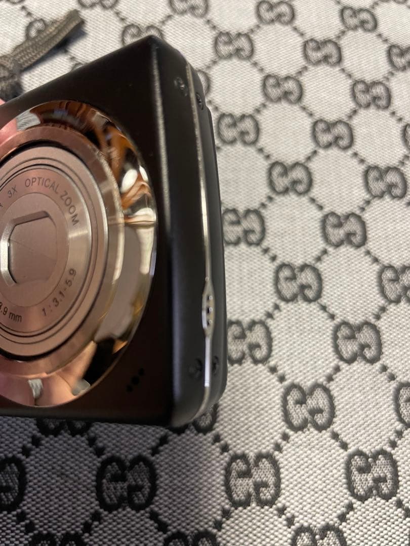 良好　Nikon ニコン　COOLPIX デジカメ　本体バッテリー充電器USB