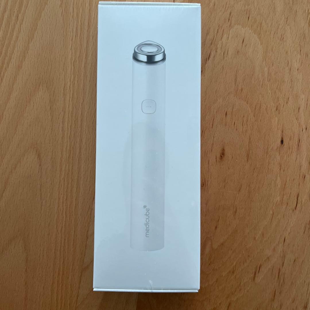 【新品未使用】メディキューブ　ブースタープロ　ミニ　美顔器