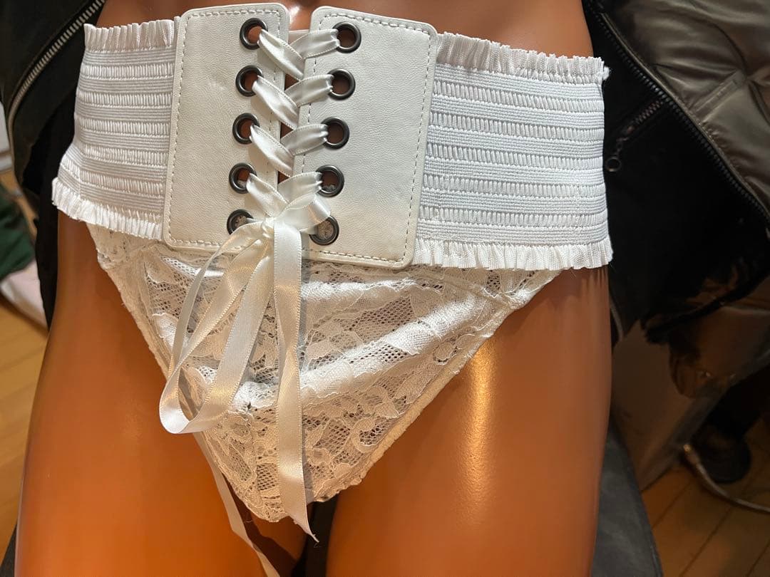 下着・アンダーウェア J