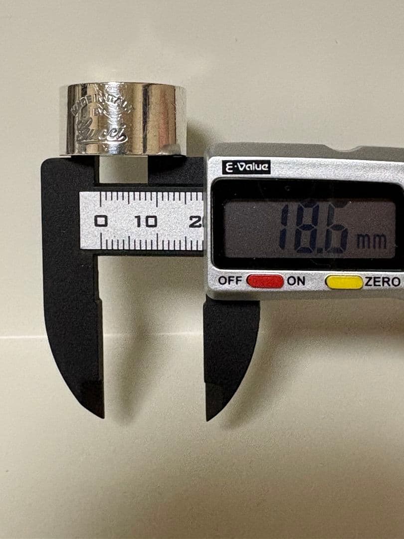 GUCCI ヴィンテージロゴリング 刻印サイズ19号【箱/ポーチ付】