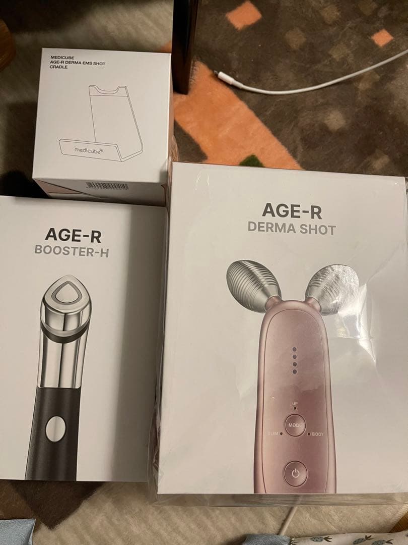 ボディ・フェイスケア MEDICUBE