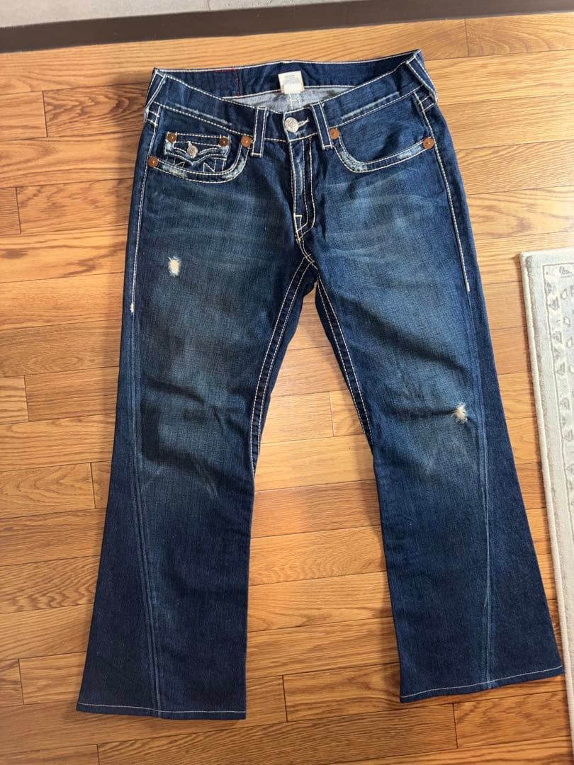io着用TRUE RELIGION BIG T 33 ブーツカット
