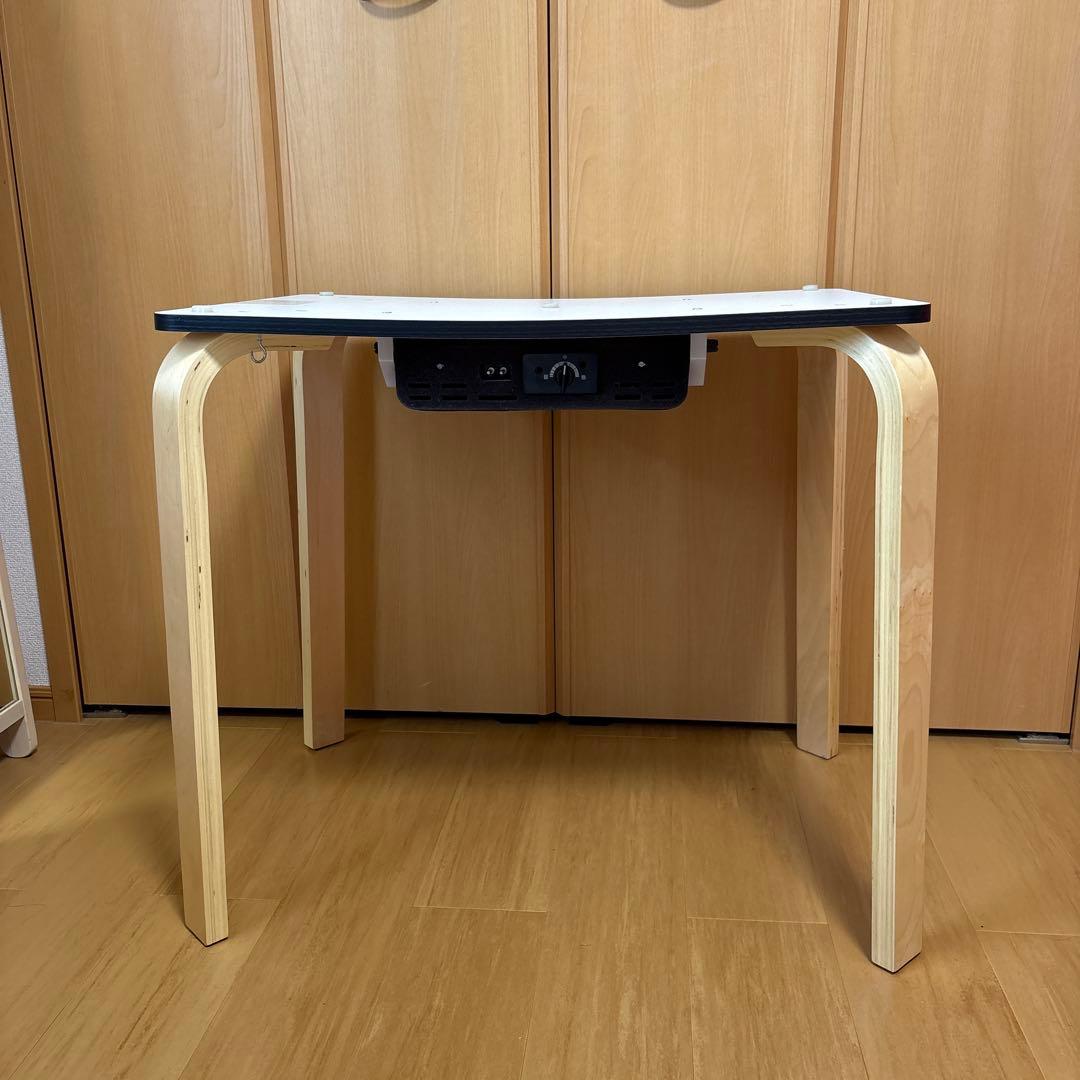 木製テーブルと椅子 こたつ布団セット