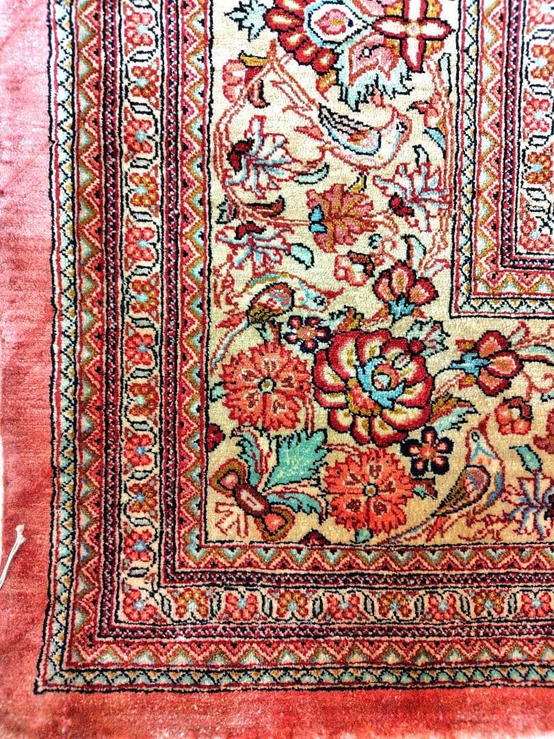 専用品☆【花の泉に遊ぶ美しい鳥】ペルシャ絨毯　シルク　ピンク系　孔雀　手織り