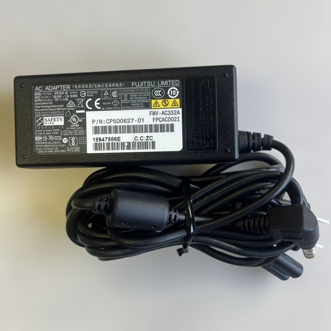 ☆使用時間1544時間格安美品☆WindowsXP☆富士通SSD搭載大画面ノート