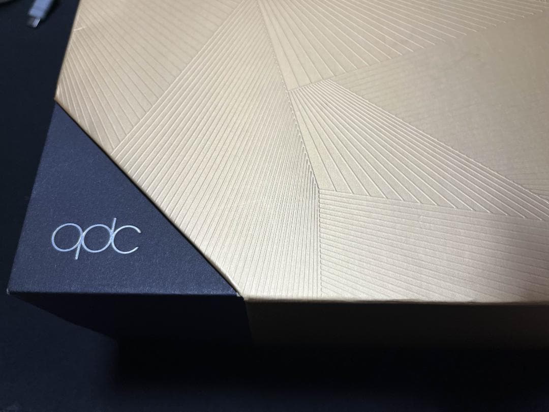 じ*ん様 qdc 8SE (値下げ相談可、即購入OK)