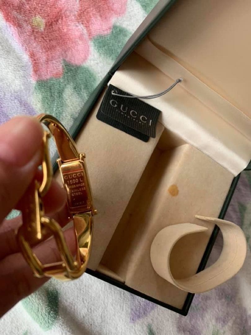 GUCCI ゴールド レディースウォッチ1500L