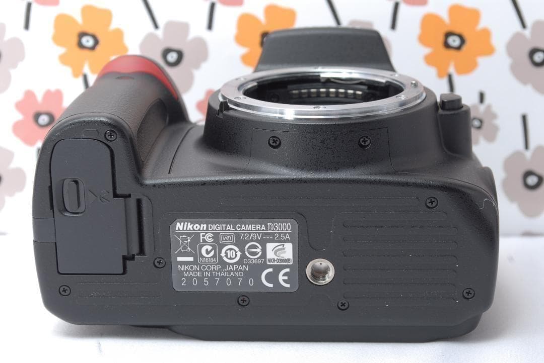 ❤Nikon D3000❤一眼レフカメラ❤ショット数1913回！❤撮影基本セット