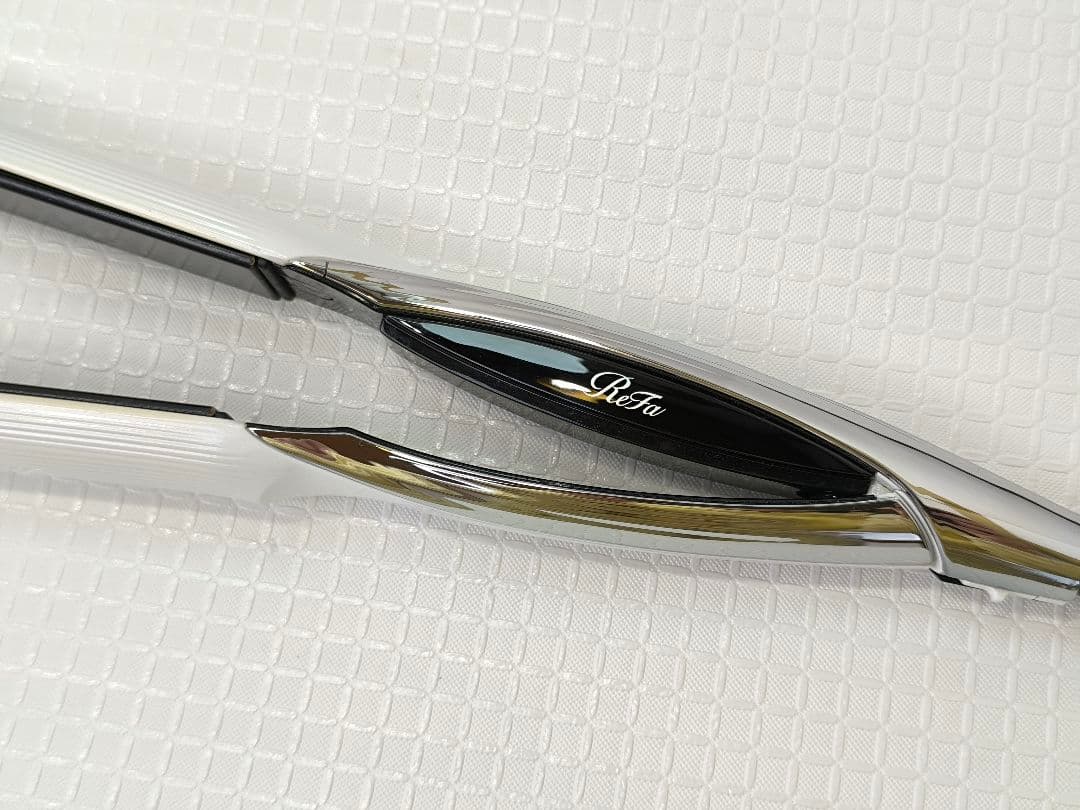 正規品　ReFaリファ ビューテック ストレートアイロン　21年製