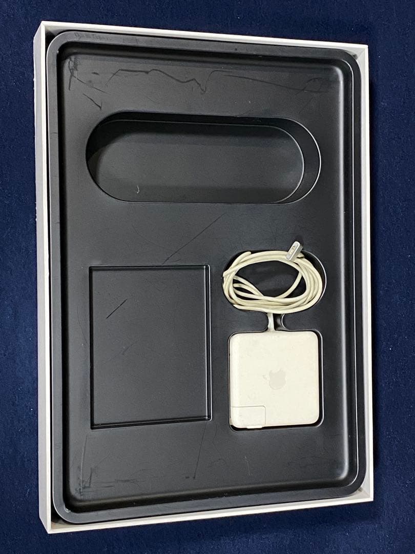 MacBook Pro 15 2015 i7/256GB 稼動品