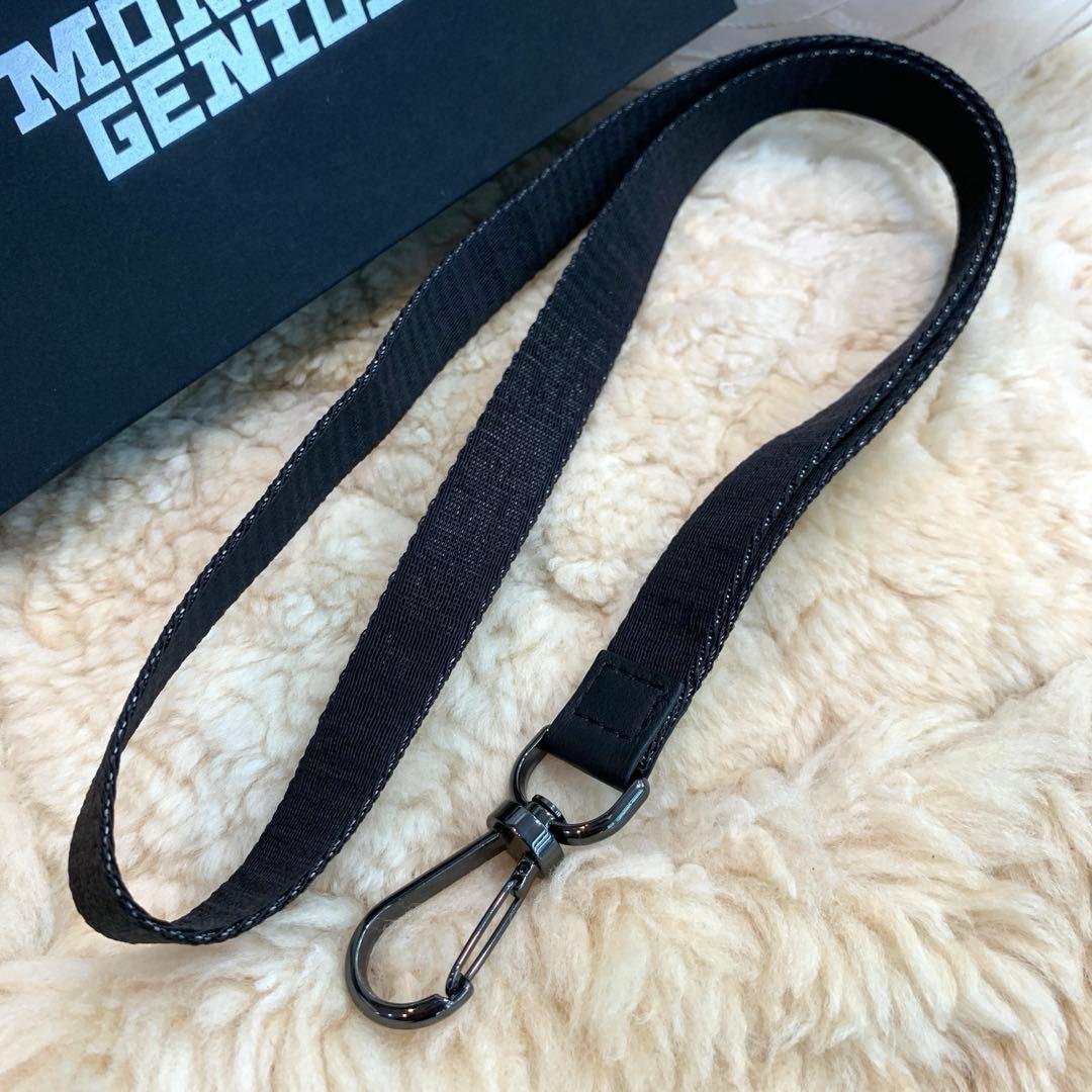 ☆新品同様☆MONCLER GENIUS ネックストラップ ロゴ 黒ｘ白