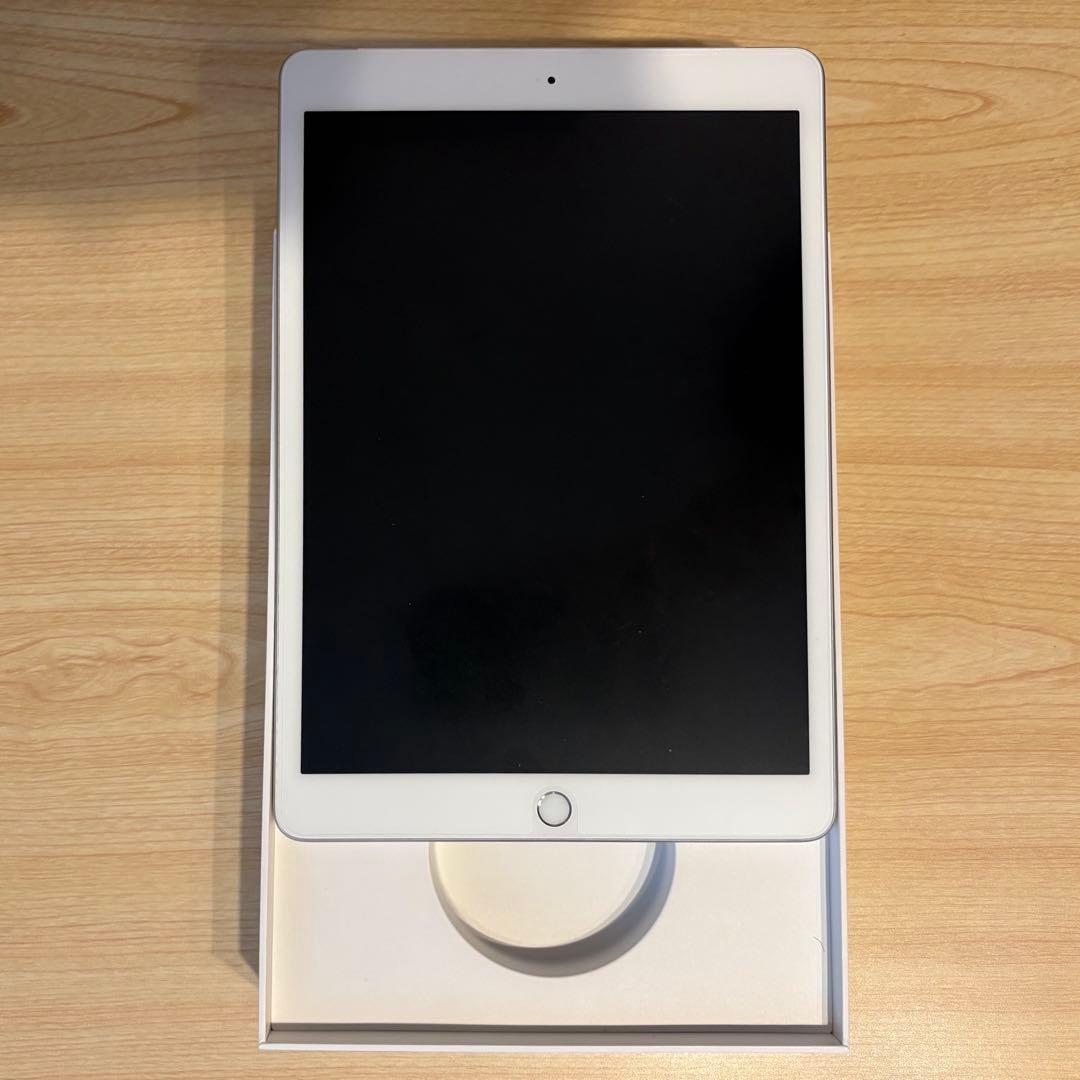 【美品】Apple iPad 第7世代 Wi-Fi+Cellular 32GB