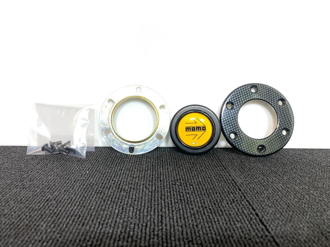 モモ スポーツ ステアリング 34パイ 当時物 92年製 ホーンボタン・ネジ付き