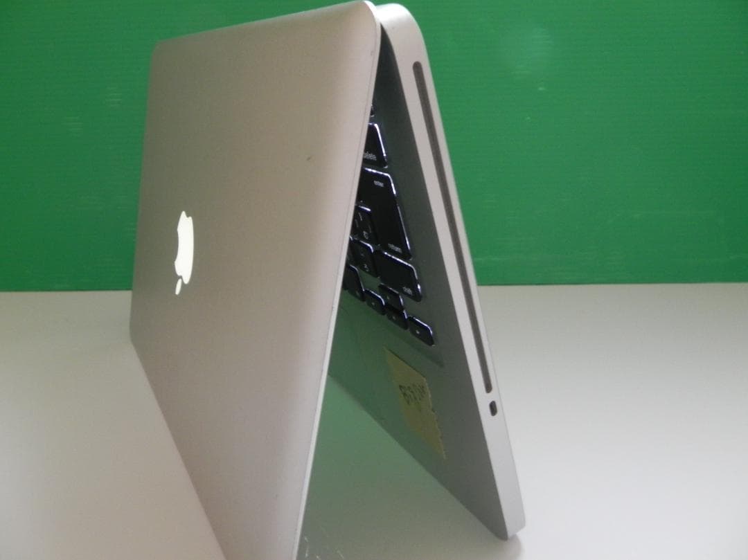 感動品 MacBook Pro 13インチ シルバー16GB SSD1.02TB