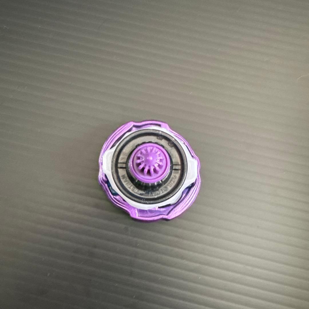 ベイブレードx ワイバーンホバー　メタルコートバイオレット