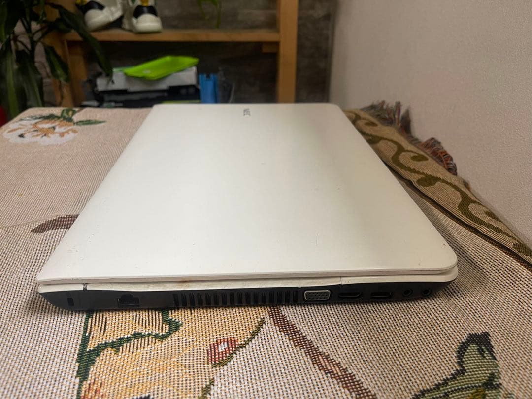 NECノートパソコンLaVie S PC-LS150HS1KSW//特価良品