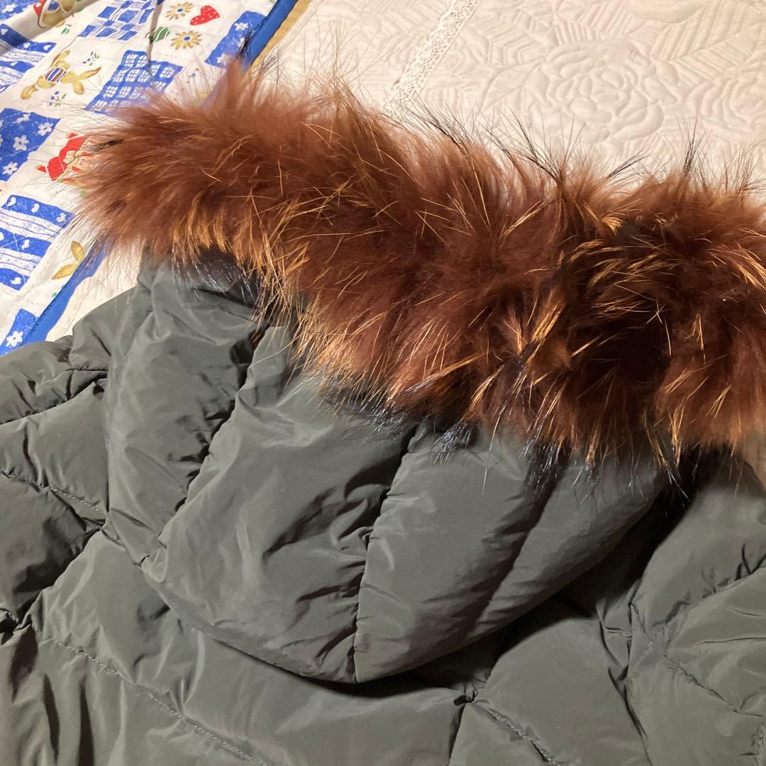 最終価格　TATRAS ダウンジャケット サイズ03 ファー付き　翌日には発送