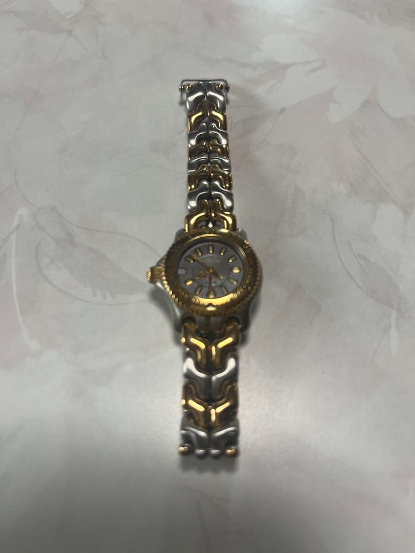 M*U様 ⭐️TAG heuer タグホイヤーセル レディースクォーツ⭐️ジャン