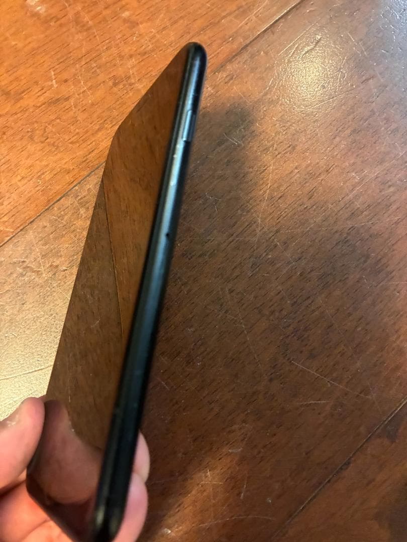 【猫さん専用】iPhone SE 第2世代（A2296）