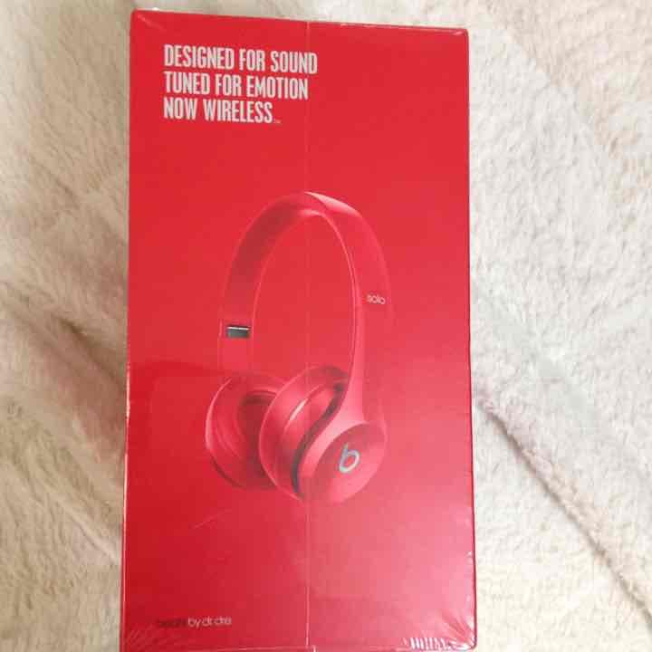 beats solo2 wireless(ビーツ ソロ2 ワイヤレス)ヘッドホン