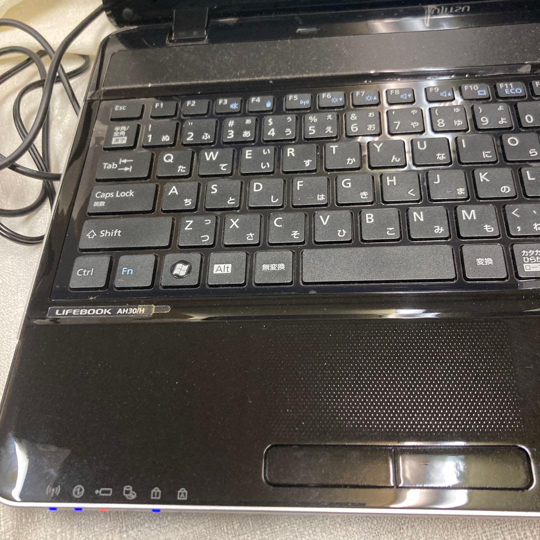 富士通ノートパソコン　LIFEBOOK AH30/H SSD128GB 電池新品