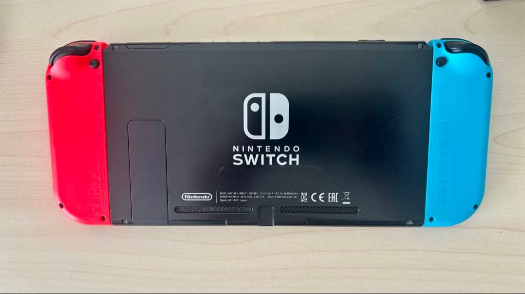 Nintendo Switch 本体 Joy-Con付き