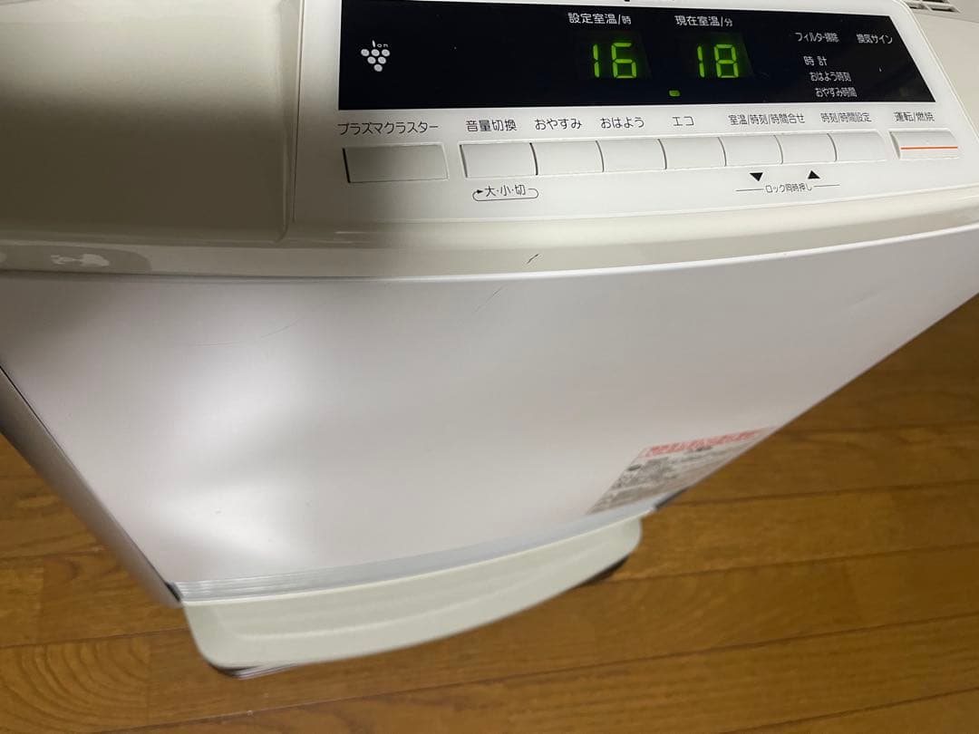 東邦ガス　都市ガスファンヒーター　RC-L4001NP-WH パネルに凹みあり