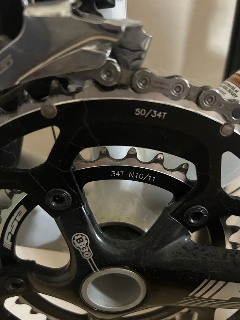 【美品】CANNONDALE キャノンデールCAAD10ロードバイク