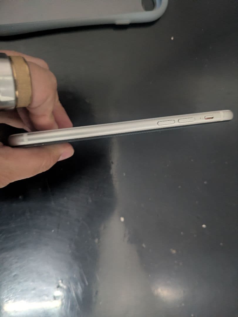 iPhoneSE 第2世代 256GB ホワイト